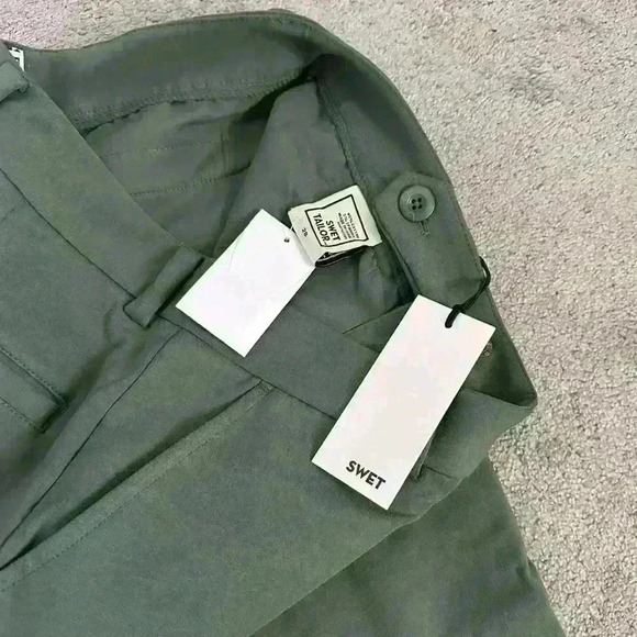 Swet Tailor Men’s The Everyday Chino Short Olive Green - Picture 8 of 10